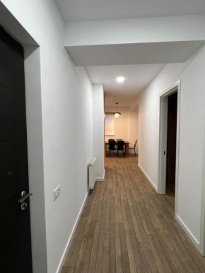 10B Natlughi street